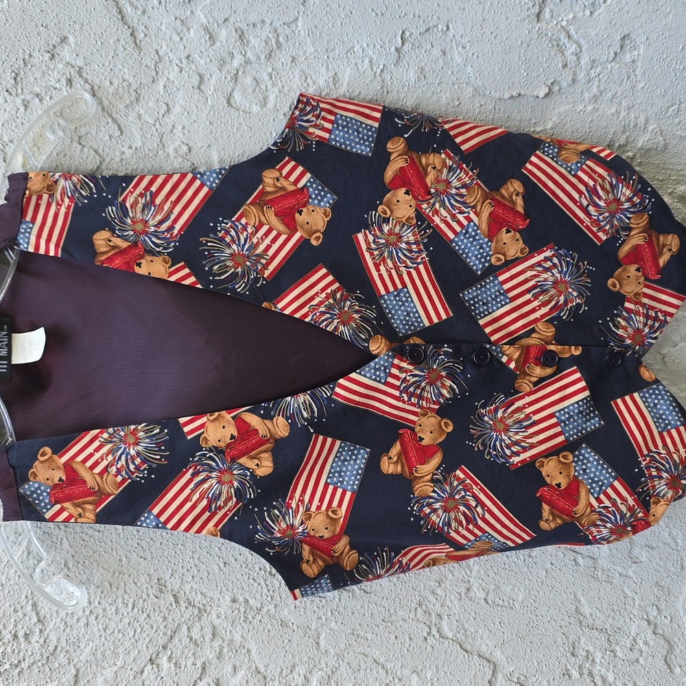 Vintage 111 Main Patriotic Flag 4th Of July Kitschy Teddy Bear Fireworks Vest